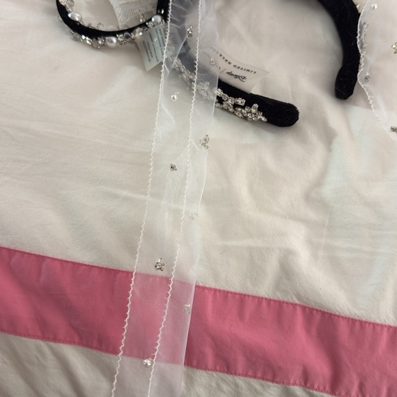 Vera Wang x Disney Minnie Mouse Ears Tiara Headband - Picture 7 of 9